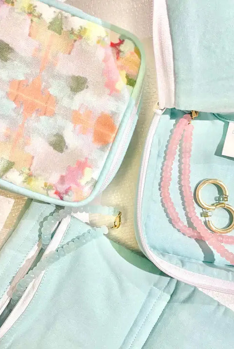 Laura Park Designs Brooks Avenue Jewelry Case - Flirt!