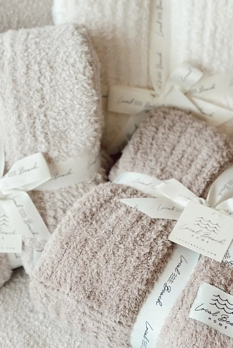 Local Beach Luxe Plush Blanket - Flirt!