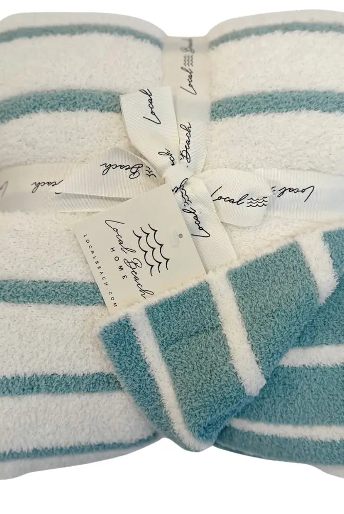 Local Beach Luxe Plush Blanket - Flirt!