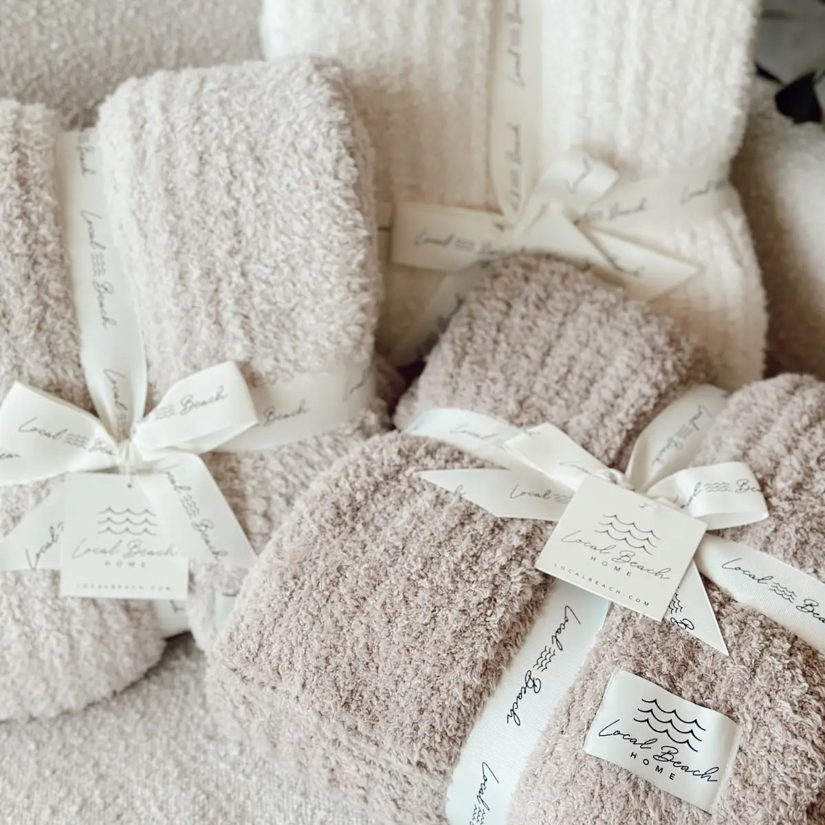 Local Beach Luxe Plush Blanket - Flirt! 