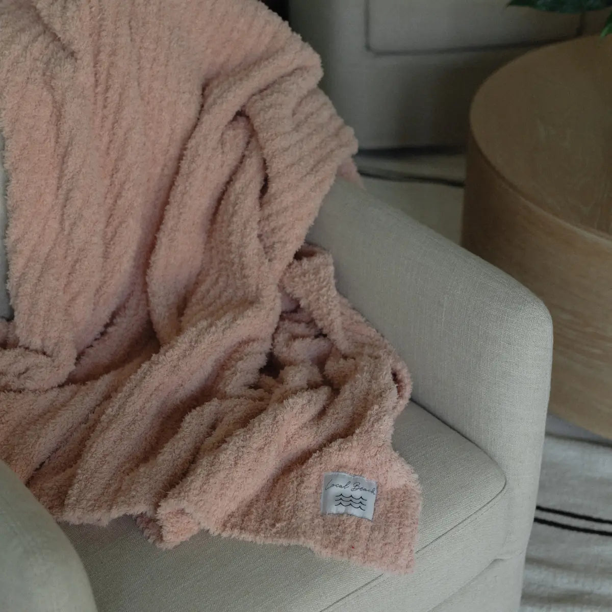 Local Beach Luxe Plush Blanket - Flirt! 